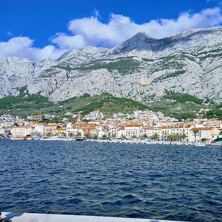 Apartment Ivona With Beautiful Seaview Makarska Exterior foto